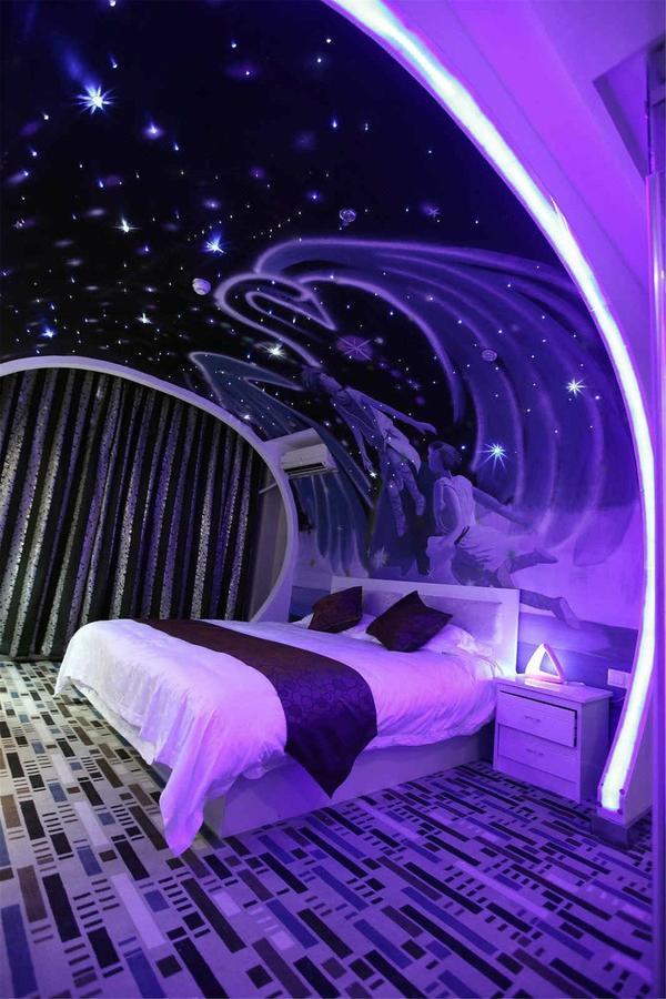 Zhuimei Theme Hotel Suzhou  Zewnętrze zdjęcie